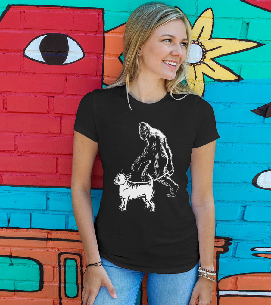 Bigfoot Walking Chihuahua Dog T-Shirt