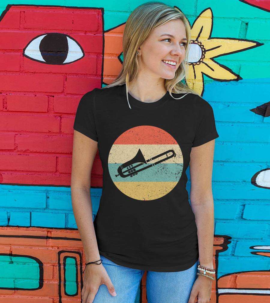 Vintage Retro Trombone Graphic On Striped Circle Background T-Shirt