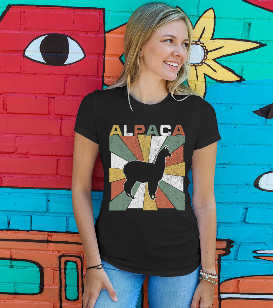 Alpaca Retro 70s Silhouette Vintage Colors T-Shirt