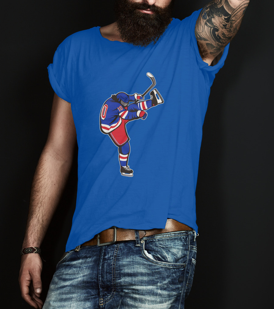 Xanh Bien Hockey Player Kicking Pose Blue Background T-Shirt