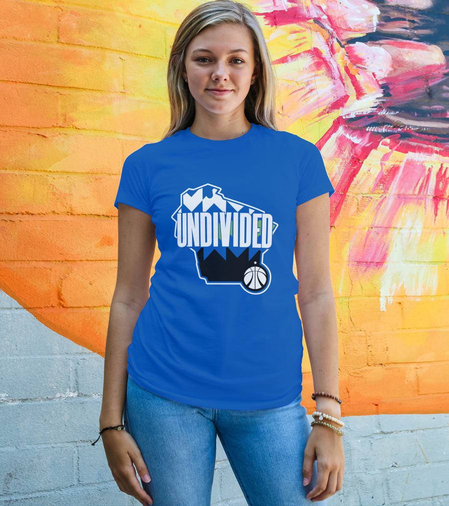 Pat Connaughton Undivided Milwaukee Basketball Map Blue T-Shirt