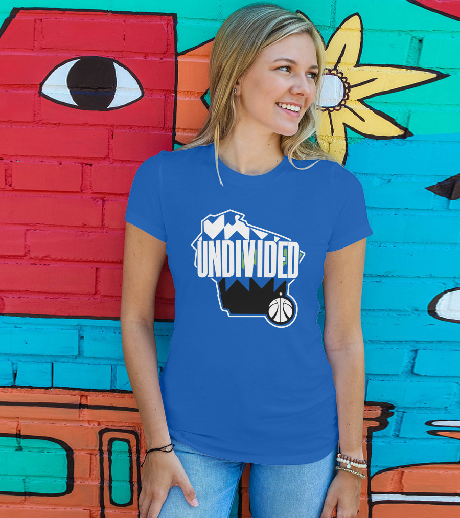 Pat Connaughton Undivided Milwaukee Basketball Map Blue T-Shirt