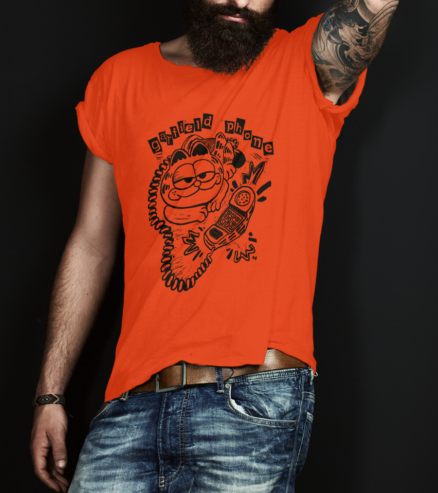 Craftsanity Shop Garfield Phone Relaxed Vintage Comic Vibe T-Shirt