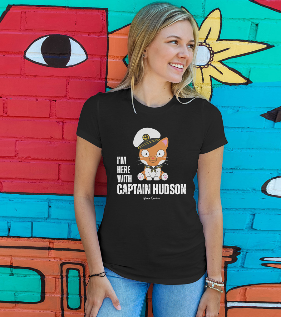 Emma Cruises I'm Here With Captain Hudson Cute Cat T-Shirt