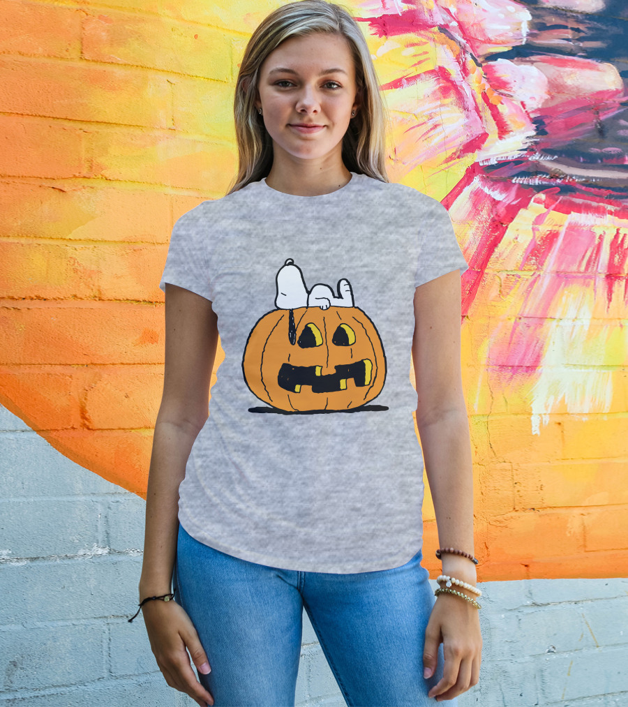 Snoopy Halloween Pumpkin Peanuts T-Shirt