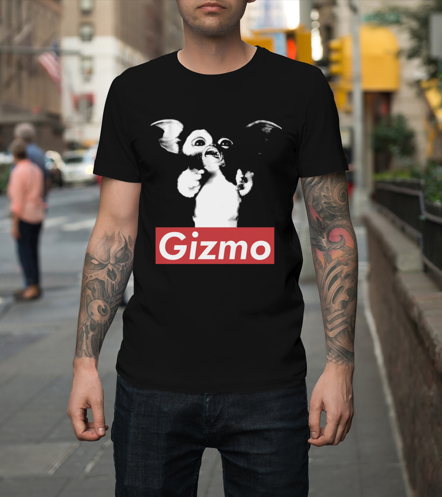 Gizmo Gremlins Vintage Style Black and White Image T-Shirt