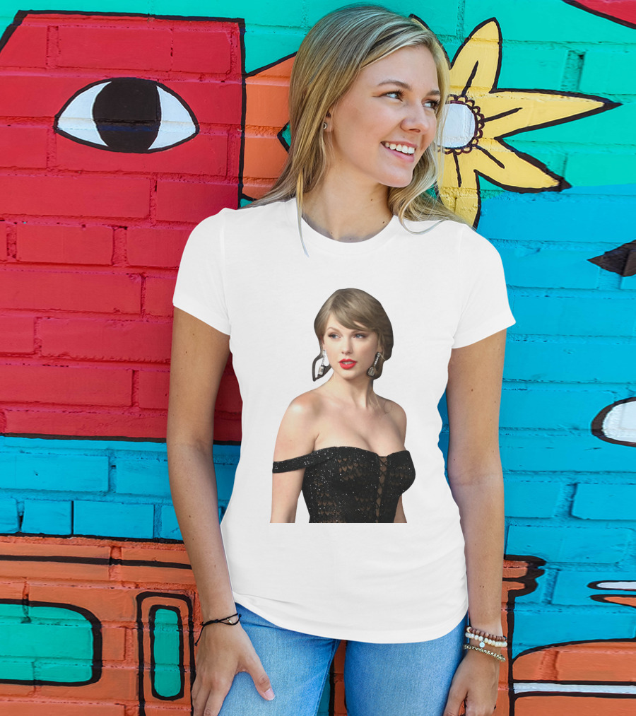 Taylor Swift Black Dress Elegant Look T-Shirt