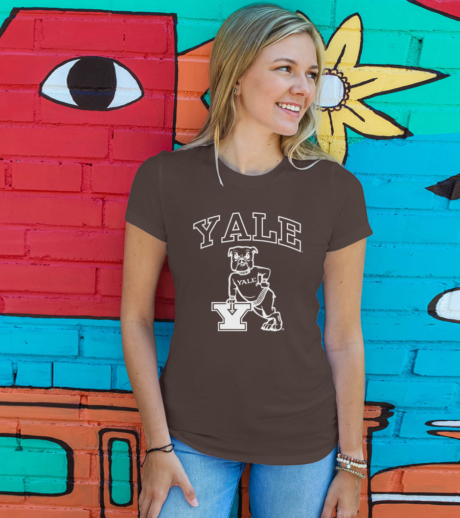 Yale Bulldogs Vintage Mascot Drawing T-Shirt