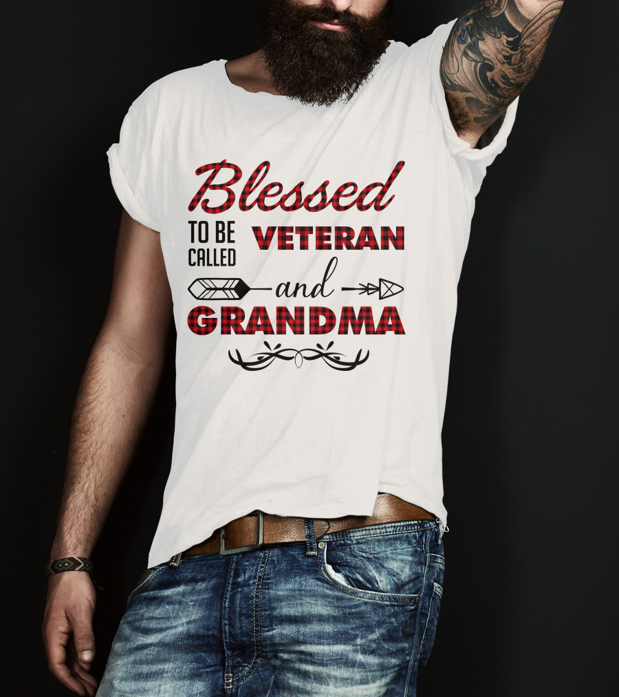 Blessed To Be Called Veteran And Grandma Buffalo Plaid Arrow Antlers T-Shirt
