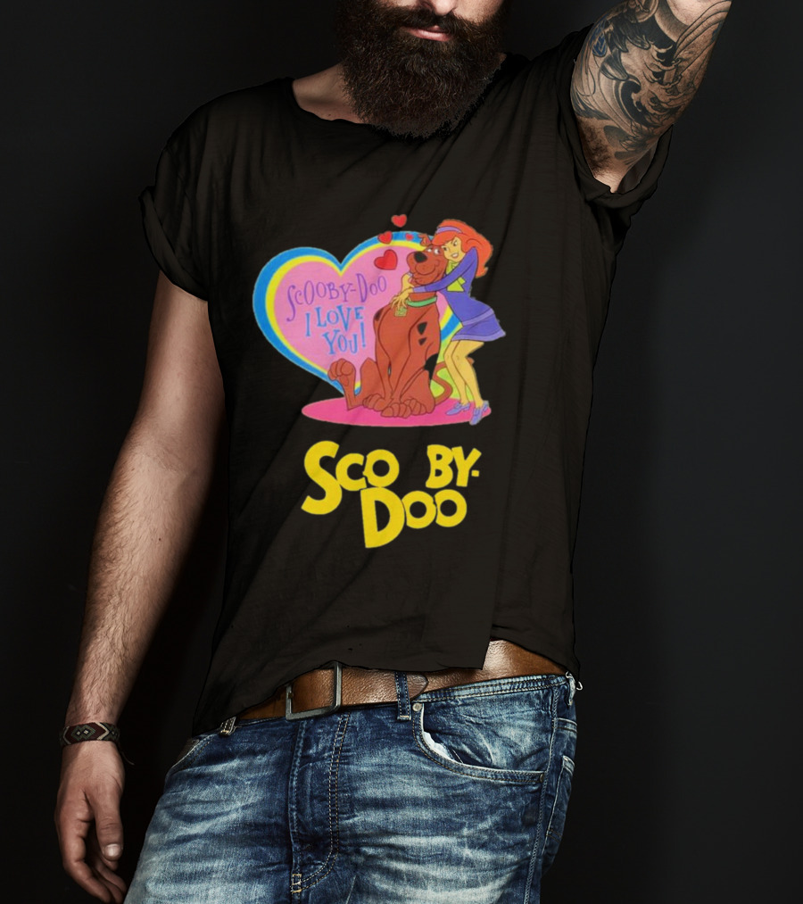 Scooby-Doo I Love You Heart And Hug With Daphne T-Shirt