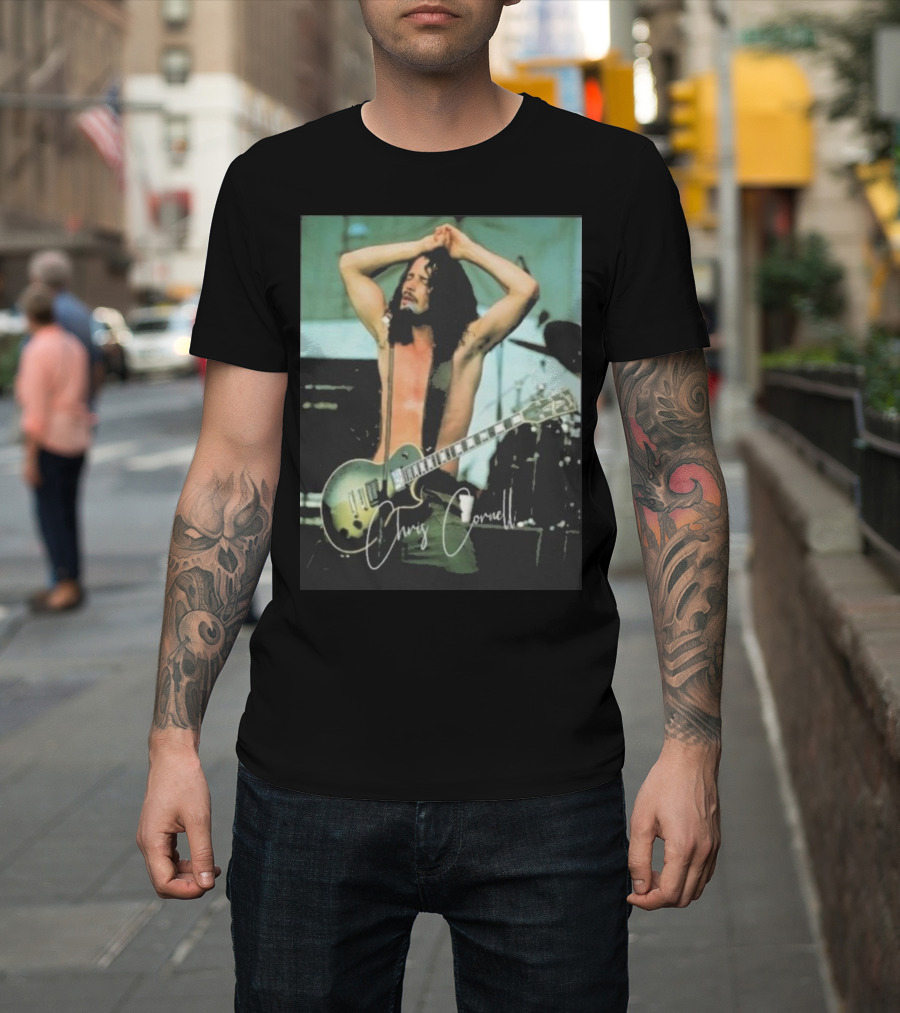 Chris Cornell Iconic Guitar Performance Vintage Signature Photo T-Shirt