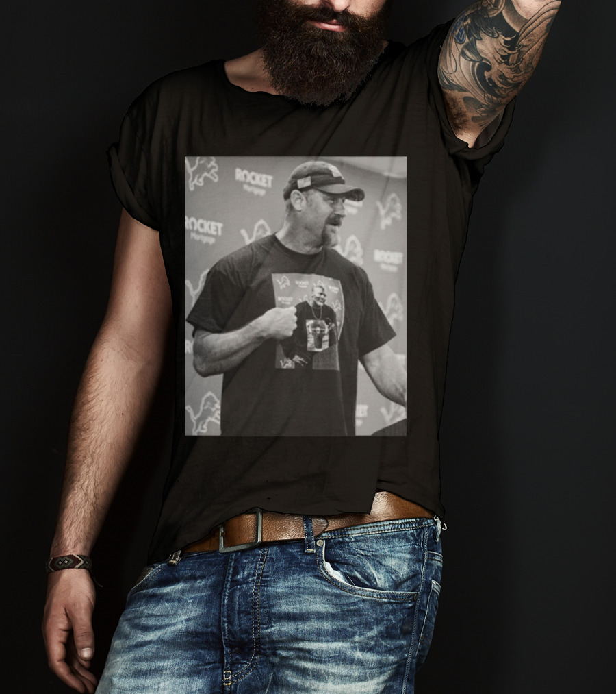 Rocket Mortgage Lions Press Conference Holmes Pulling Hilarious T-Shirt