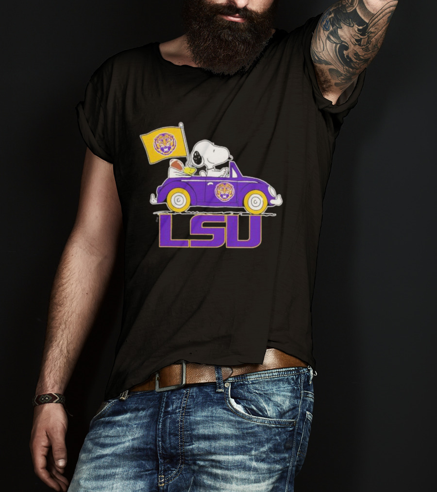 Snoopy And Woodstock Driving Purple LSU Car With Flag T-Shirt