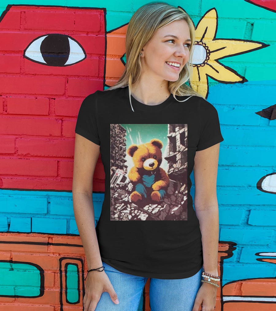 Ceasefire Now Teddy Bear In War-Torn Ruins T-Shirt