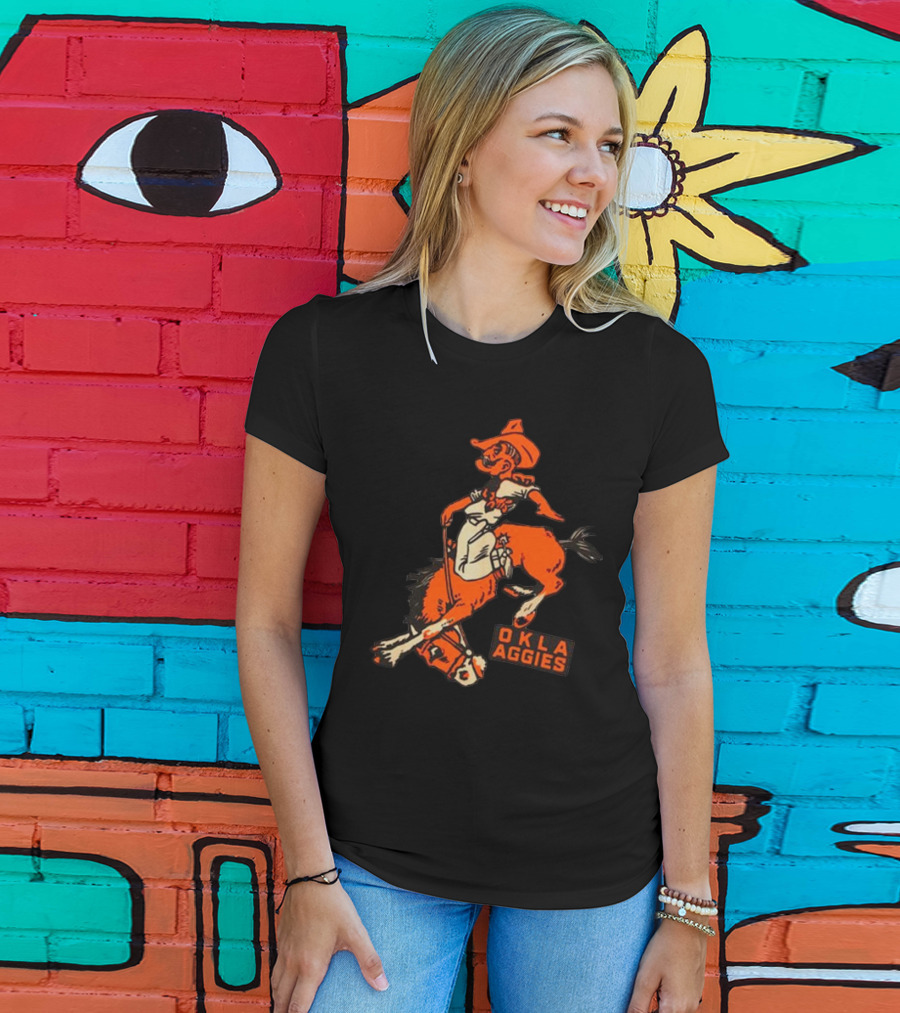 Oklahoma State Okla Aggies Cowboy Riding Horse T-Shirt
