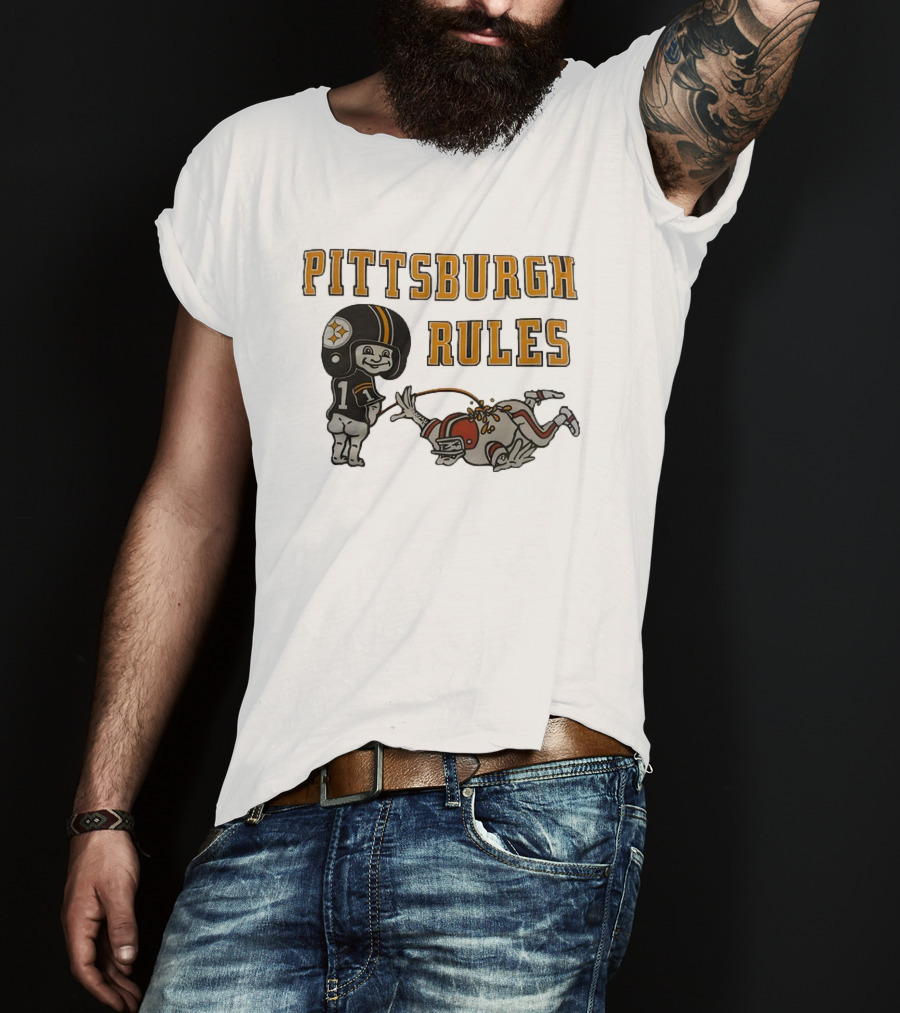 Pittsburgh Rules Steelers Peeing Cleveland Browns T-Shirt