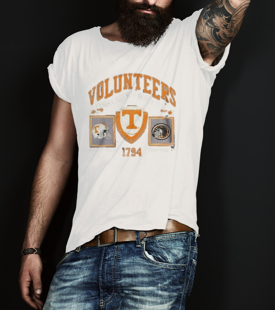 Volunteers Tennessee 1794 Knoxville ET Veritas Liberabit Football Helmet T-Shirt