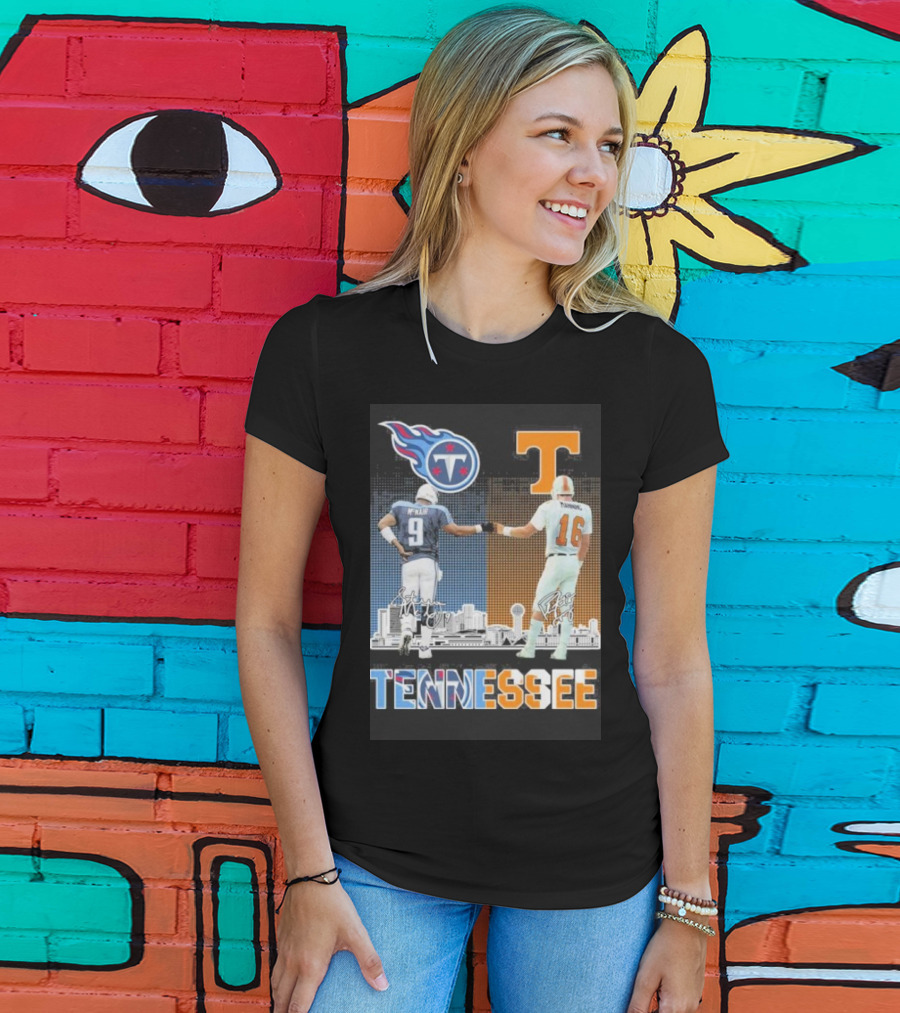 Tennessee Titans Steve McNair Peyton Manning Volunteers Skyline T-Shirt
