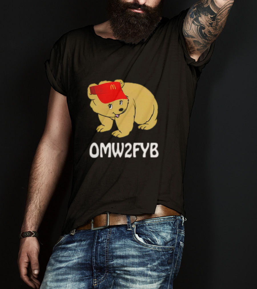 OMW2FYB Bear In Fast Food Cap T-Shirt