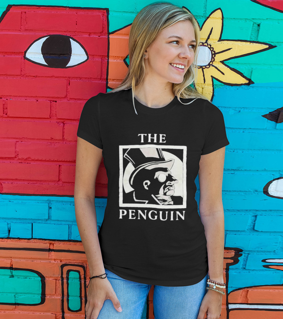 Batman Returns The Penguin Villain Silhouette Art T-Shirt