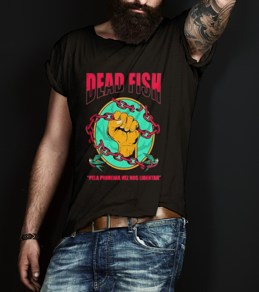 Dead Fish Pela Primeira Vez Nos Libartar T-Shirt