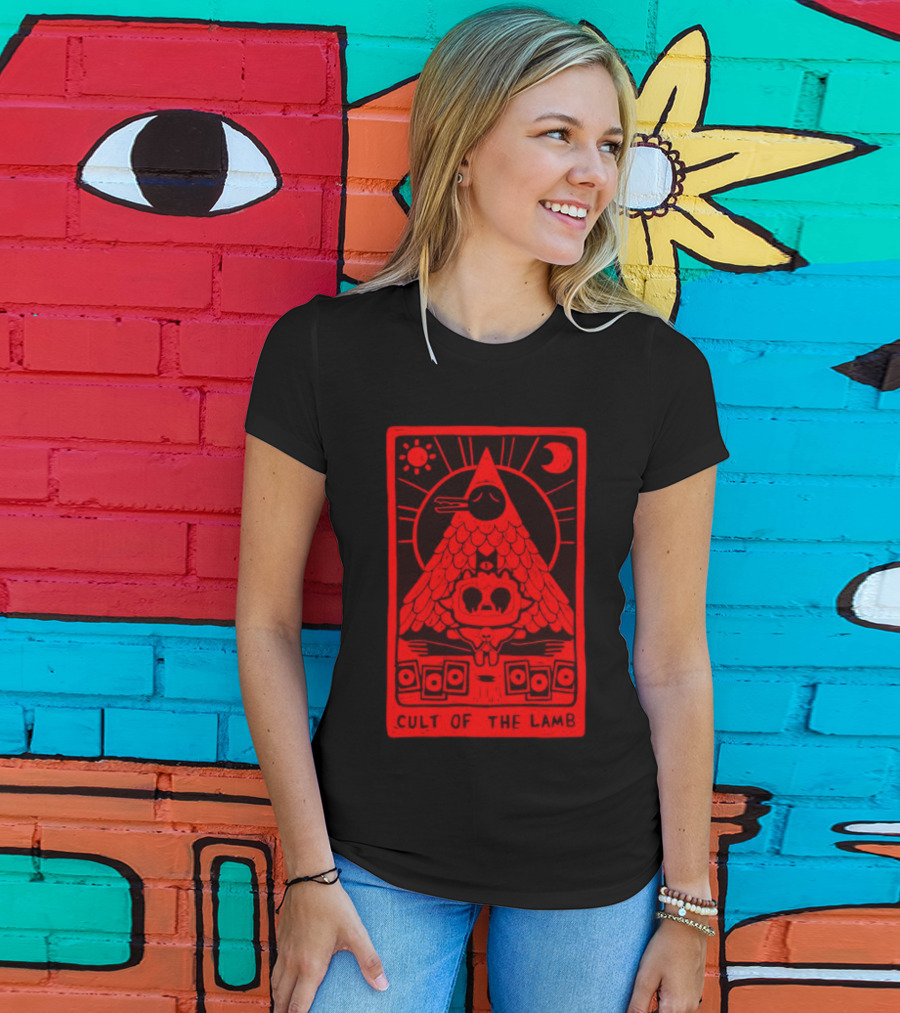 Cult Of The Lamb Red Tarot Pyramid With Sun And Moon Symbols T-Shirt