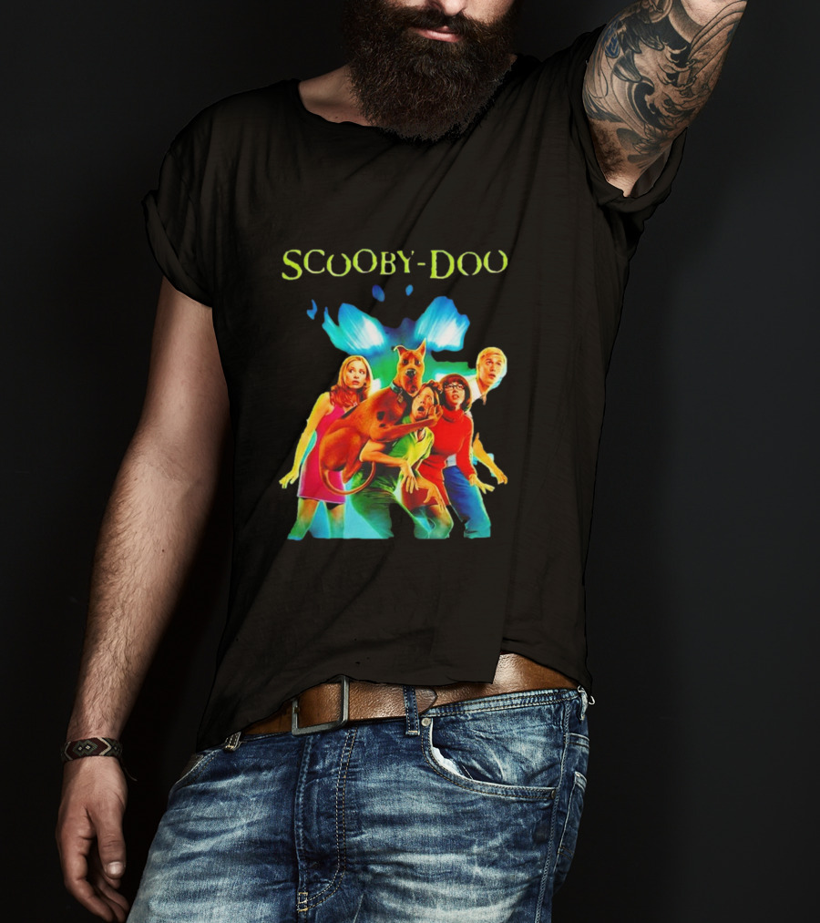 Scooby-Doo With Mystery Inc Group Vibrant Scene T-Shirt