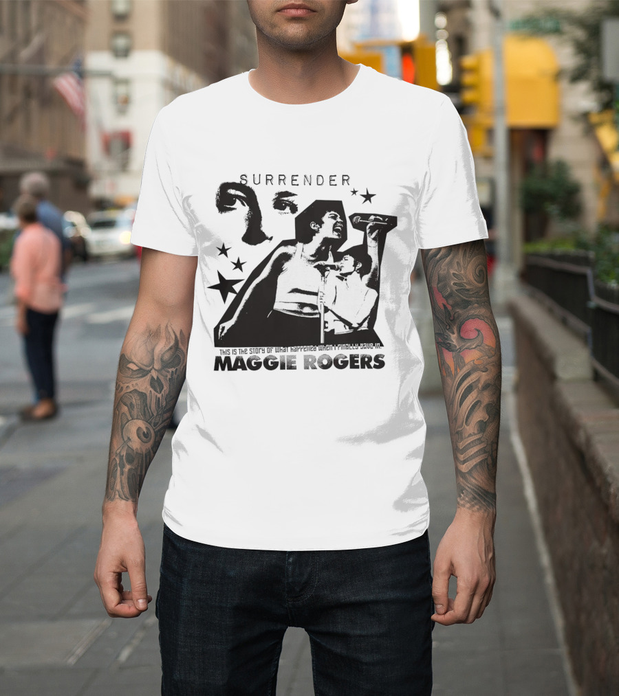 Surrender Stage Photo Maggie Rogers T-Shirt