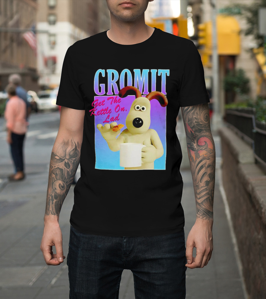 Gromit Get The Kettle On Lad With Tea And Biscuit T-Shirt