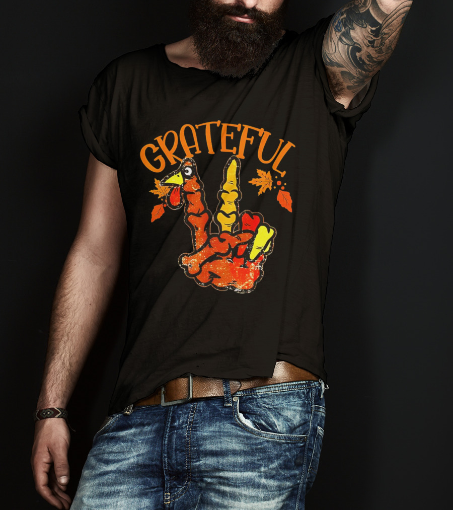 Grateful Thanksgiving Turkey Peace Hand Sign With Autumn Leaves T-Shirt