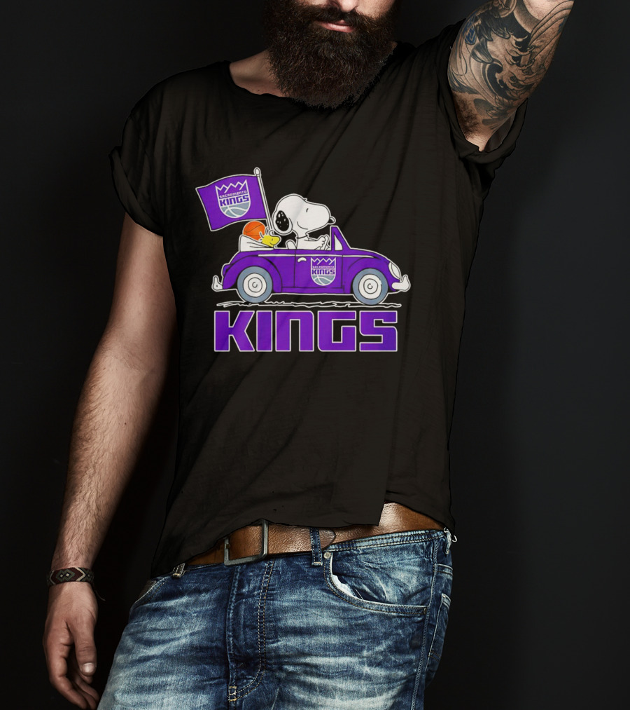 Sacramento Kings Snoopy Dog Driving Car With Flag And Basketball T-Shirt