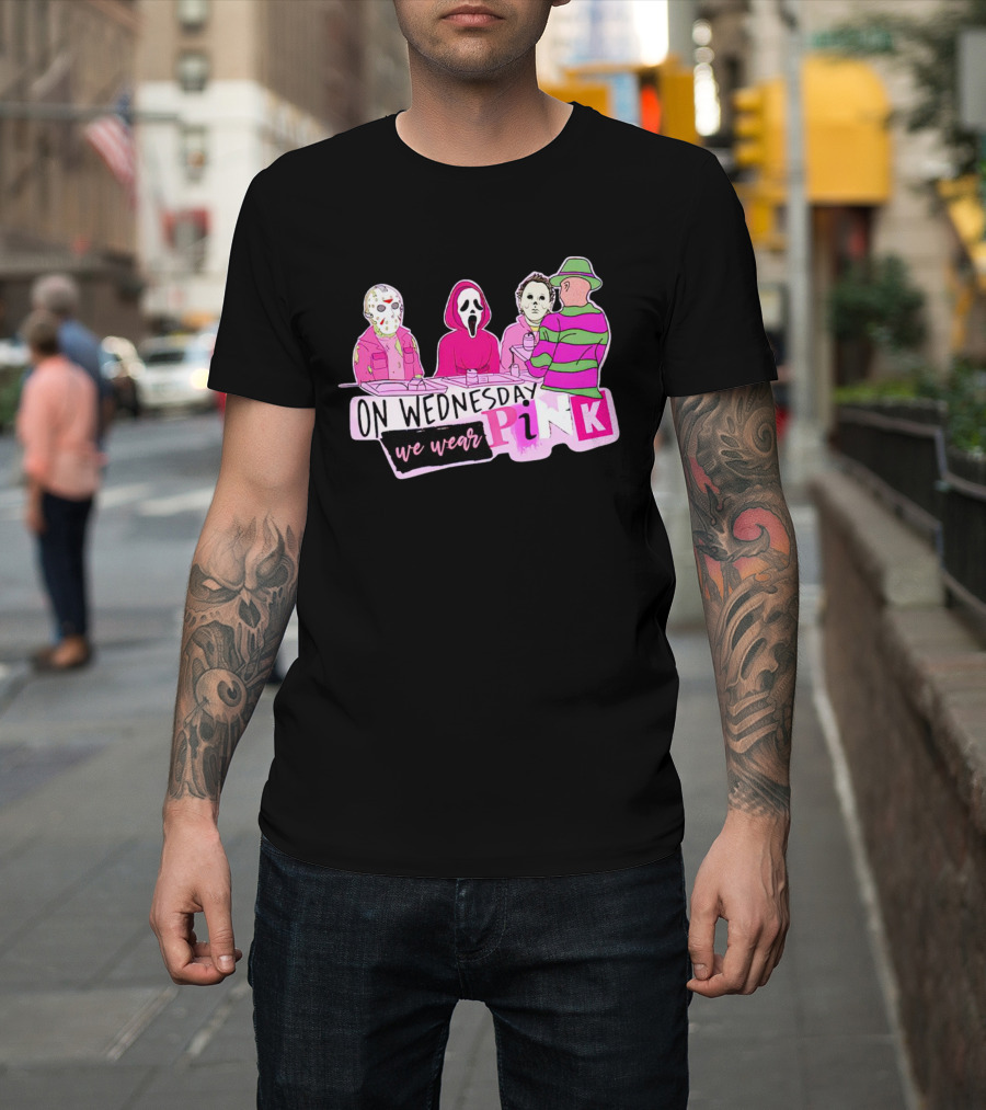 On Wednesdays We Wear Pink Horror Movie Characters Halloween Dinner Scene T-Shirt