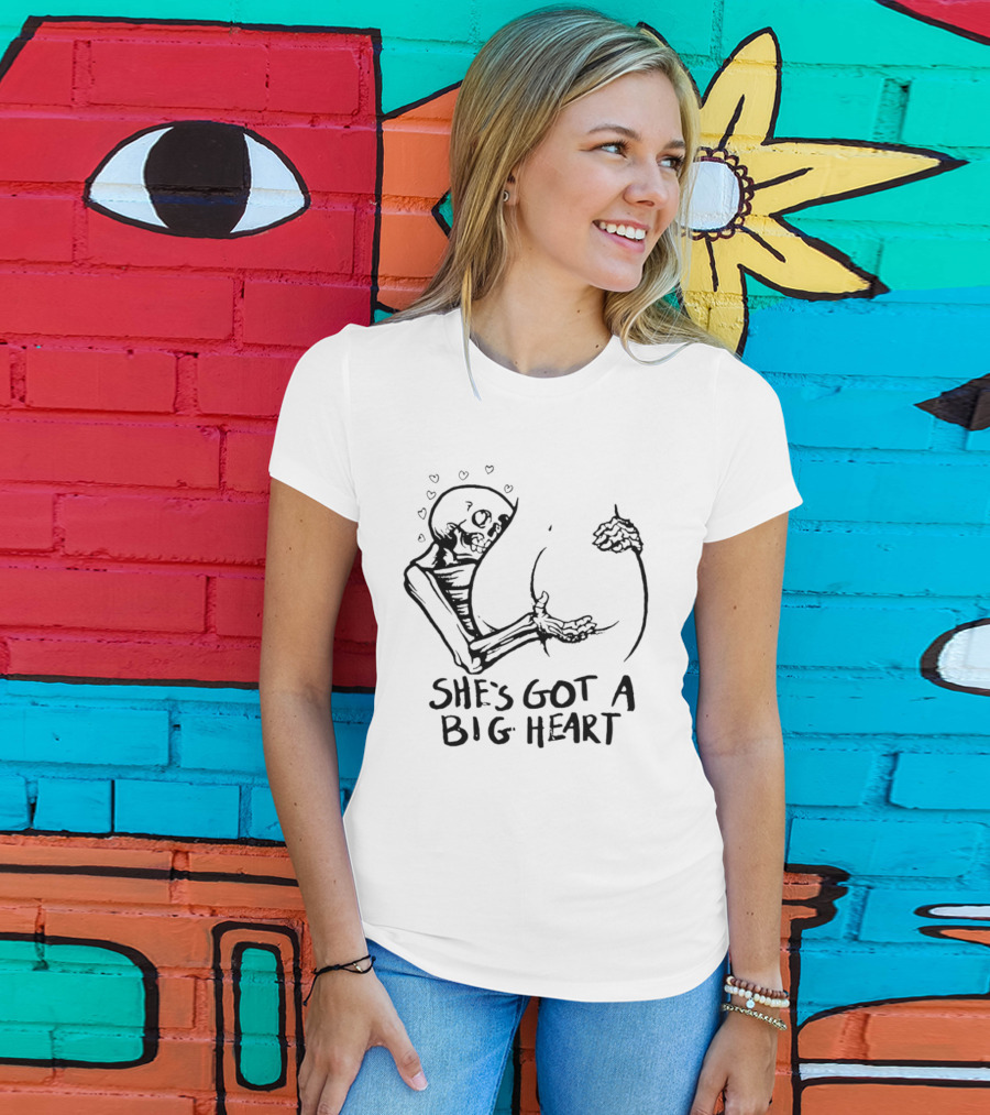 She's Got A Big Heart Skeleton Hugging T-Shirt