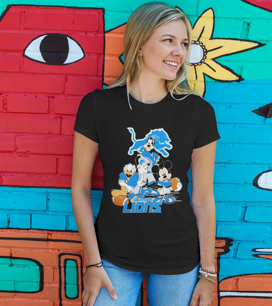 Detroit Lions Mickey Friends Game Day Football Disney T-Shirt