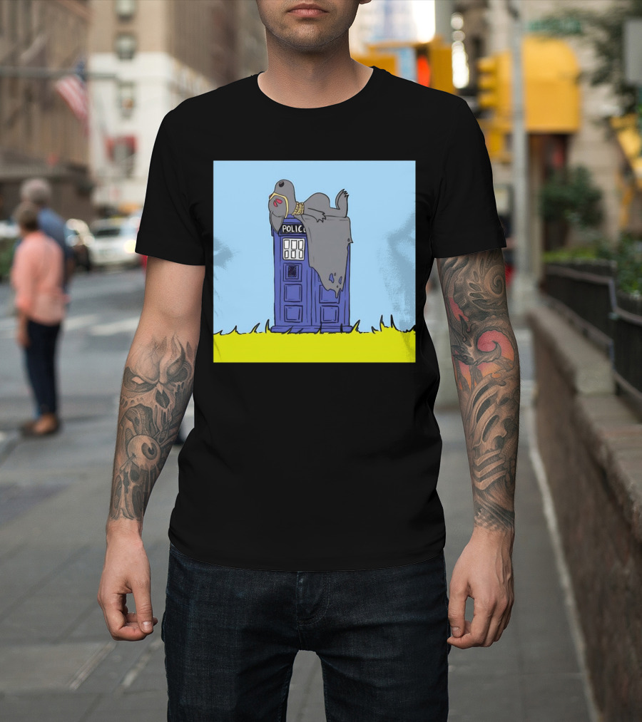 Snooptekh Relaxing on the Iconic Blue Police Box T-Shirt