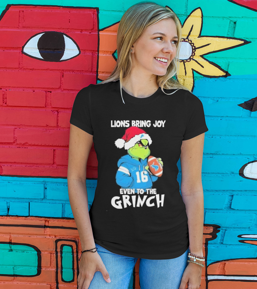 Detroit Lions Bring Joy Even To The Grinch Christmas Santa Football T-Shirt