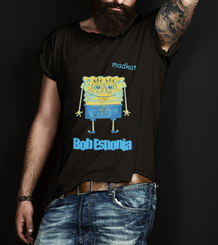 Madkat X Bob Esponja Collaboration Featuring Iconic Sponge Character T-Shirt