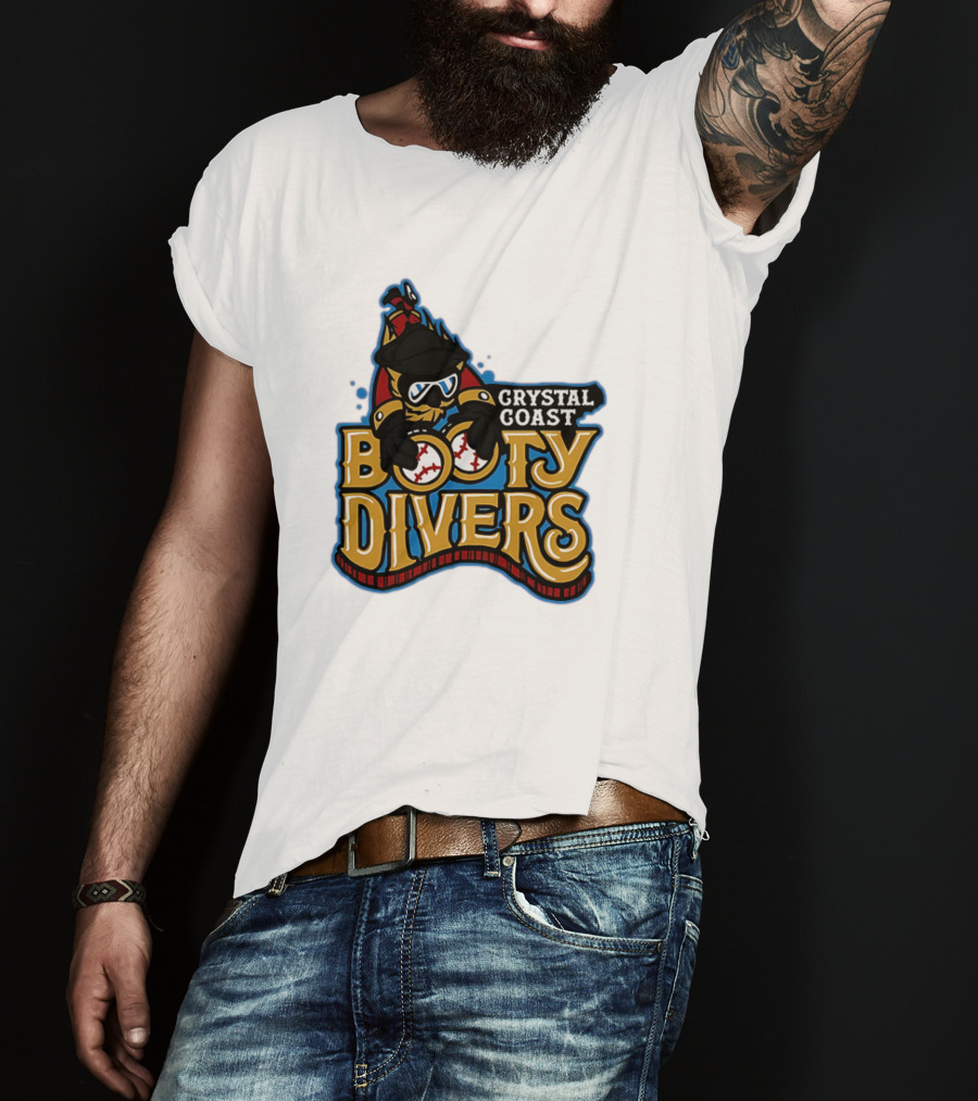 Crystal Coast Booty Divers Pirate Spyglass Emblem T-Shirt