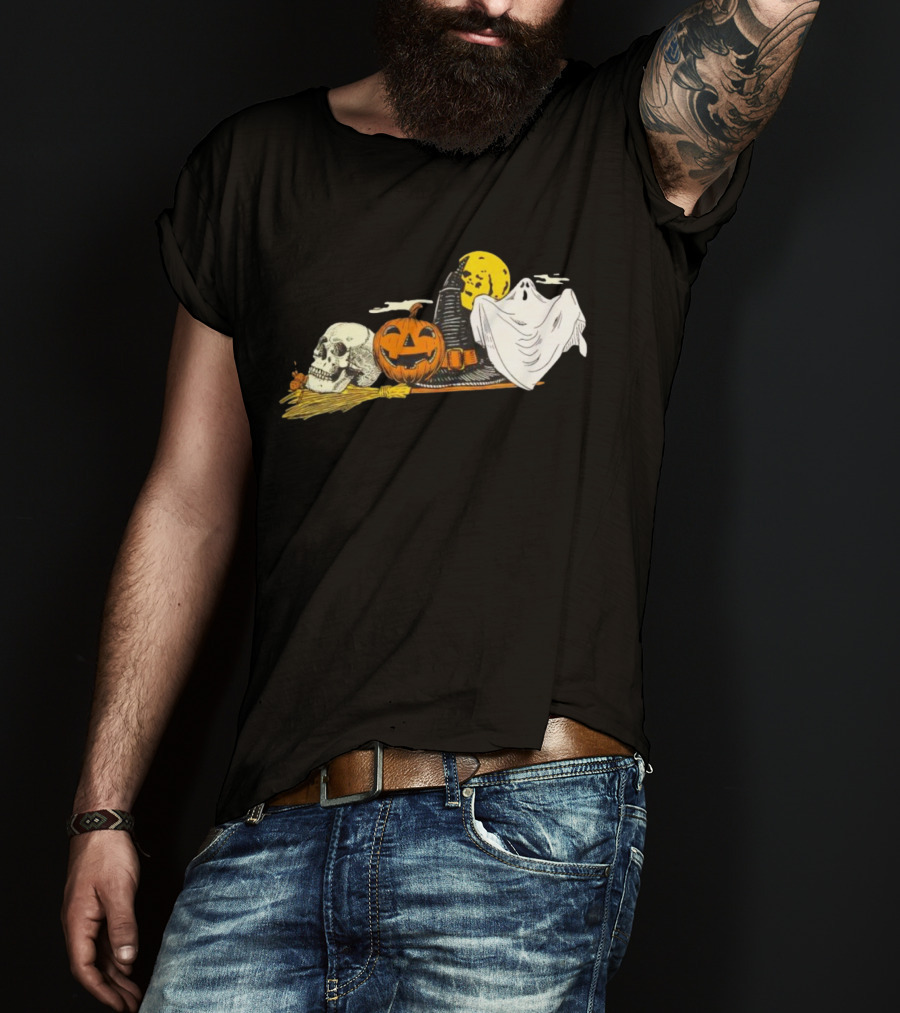 SpooKY Halloween Vintage Skull Pumpkin Ghost Witch Hat Moon Scene T-Shirt