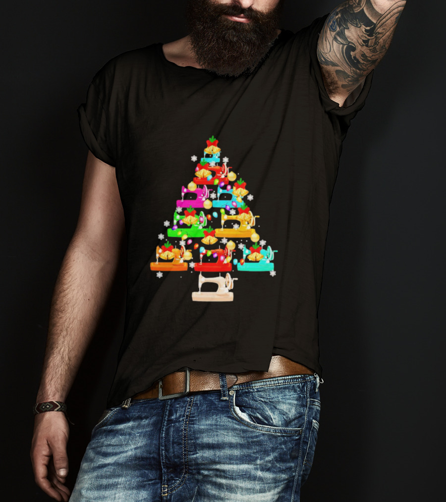 Quilt Sewing Lover Christmas Tree Sewing Machine Festive T-Shirt