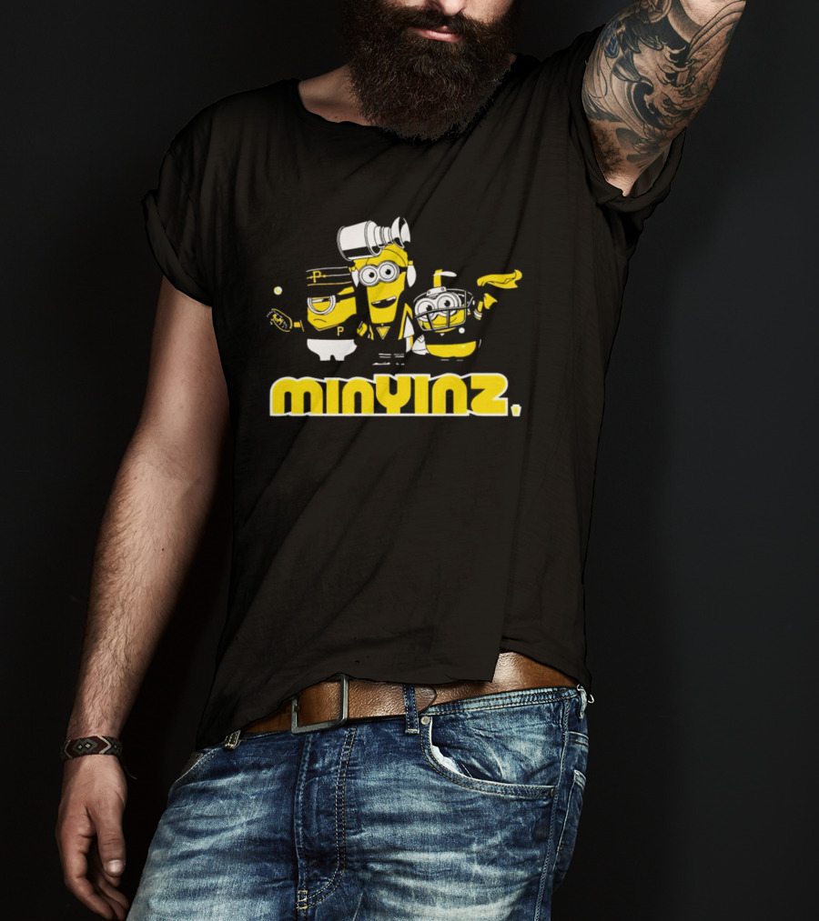 Minyinz Minions Pittsburgh Pirates Football And Baseball T-Shirt