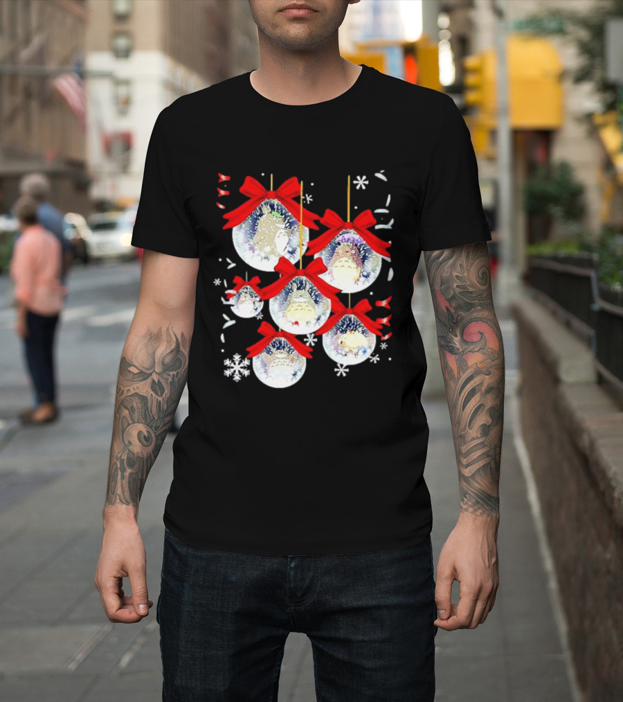 Totoro Chibi Christmas Ornaments with Snowflakes and Red Bows T-Shirt