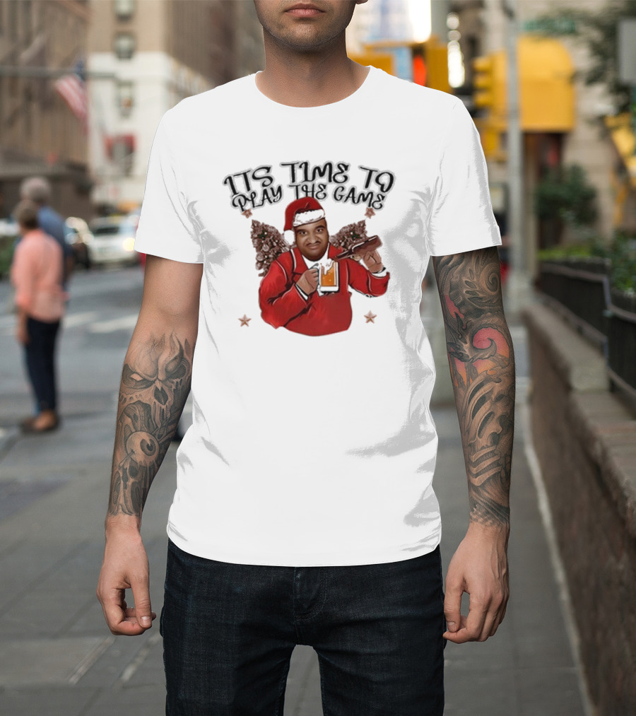 ITS TIME TO PLAY THE GAME CHRISTMAS SANTA CLAUS WITH BEER MUG T-Shirt