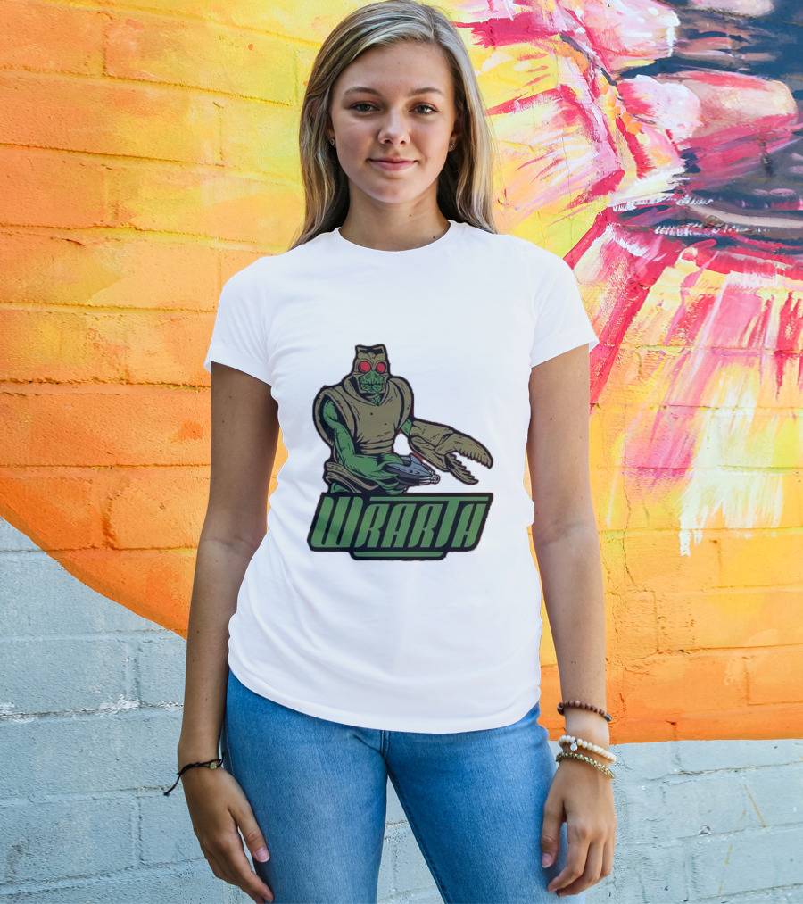 Wrarth Warrior Doctor Who Alien Creature With Claws And Spaceship Gun T-Shirt