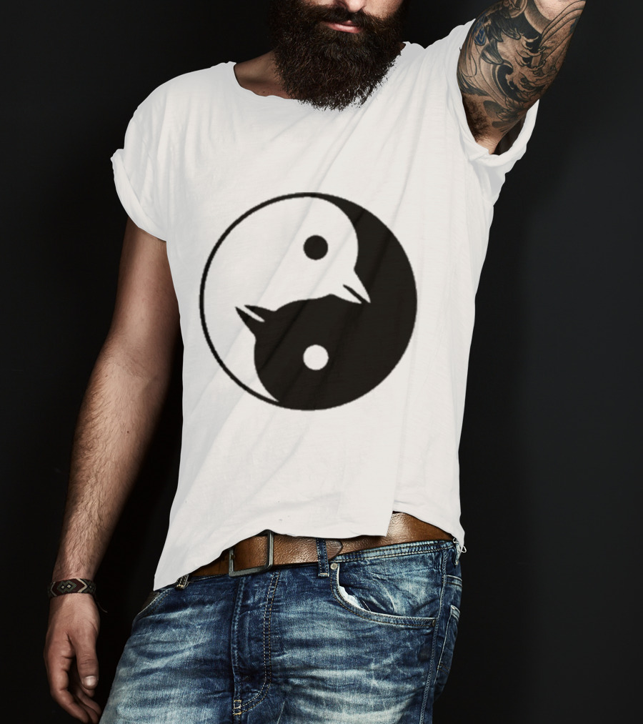 Yin Yang Penguins Pinguini Tattici Nucleari T-Shirt