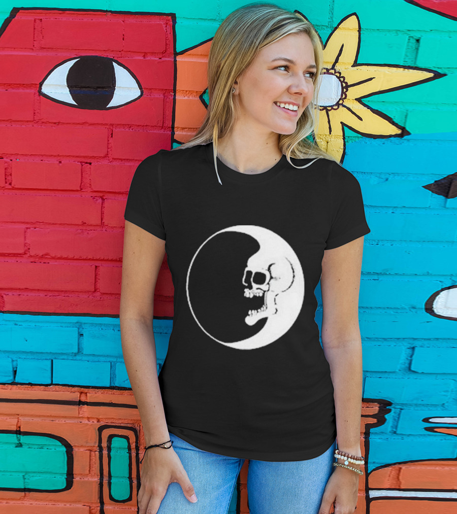Zero Dead Moon Skull Crescent T-Shirt
