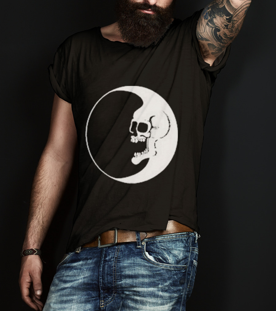 Zero Dead Moon Skull Crescent T-Shirt