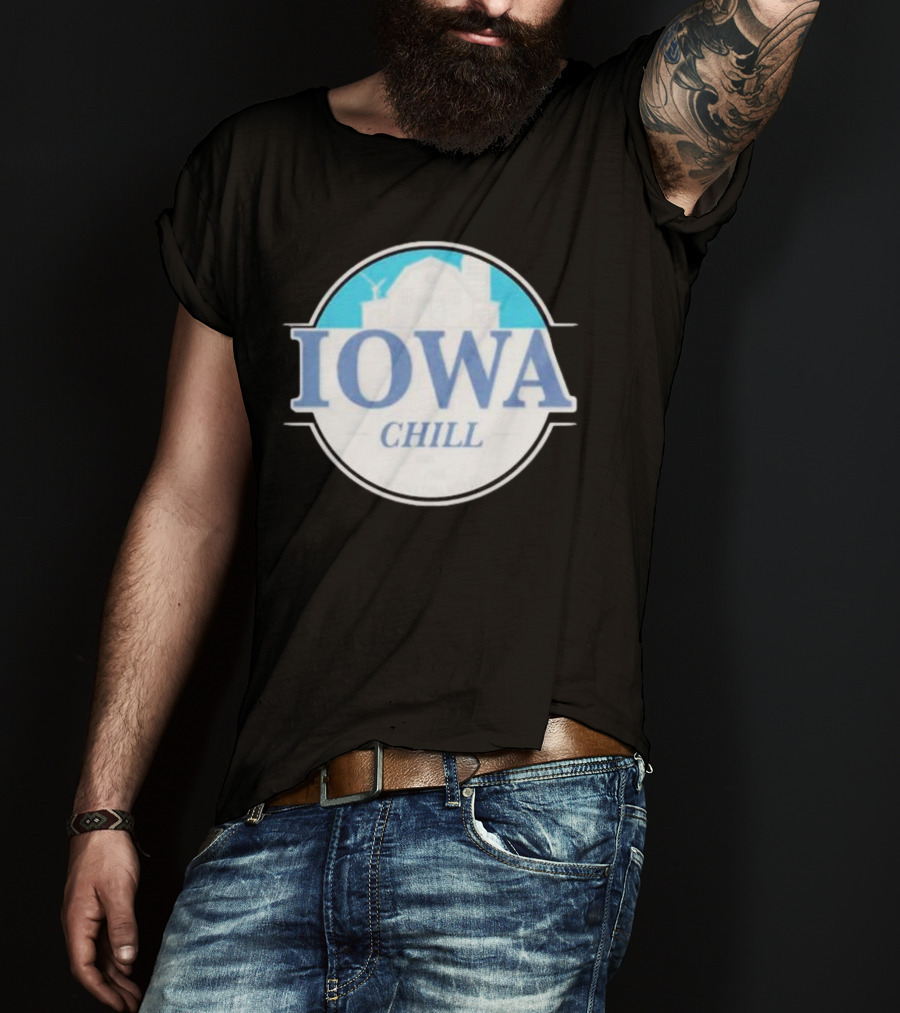 Iowa Chill Barn Windmill Circle T-Shirt