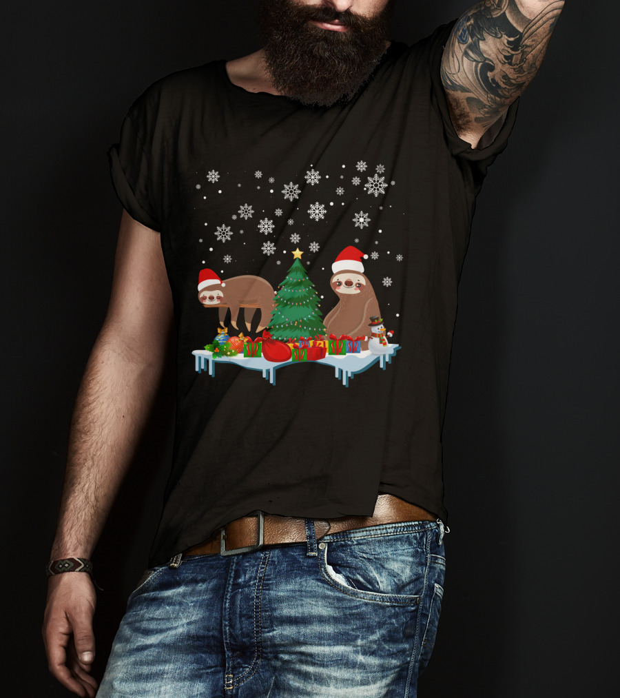 Sloth Merry Christmas Snowflakes Santa Hat Gifts Tree T-Shirt