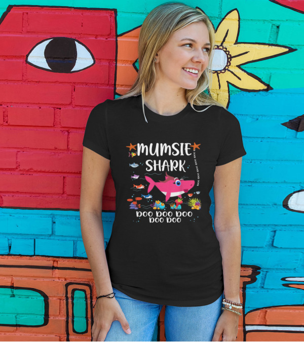 Mumsie Shark Doo Doo Doo Doo Ocean Scene With Fish And Coral T-Shirt